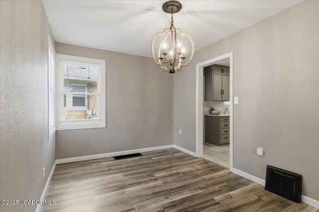 1837 W MCCARTY STREET, Jefferson City, MO 65109