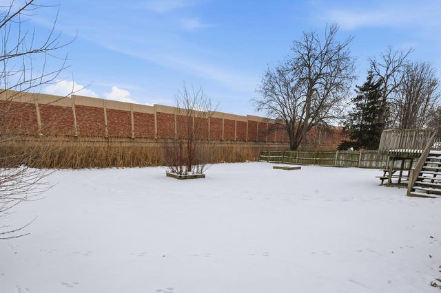 1901 BEECH TREE DRIVE, Green Bay, WI 54304