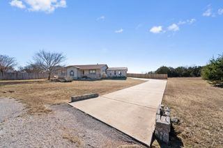 2301 Red Bird CV, Lago Vista, TX 78645