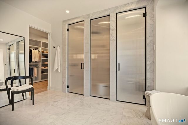 16 Park Avenue, Greenwich, CT 06830