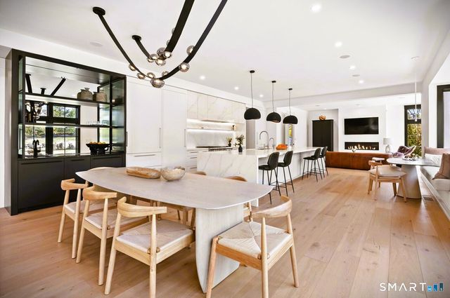 16 Park Avenue, Greenwich, CT 06830