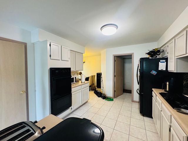 2164 SEAVER Lane 2164, Hoffman Estates, IL 60169