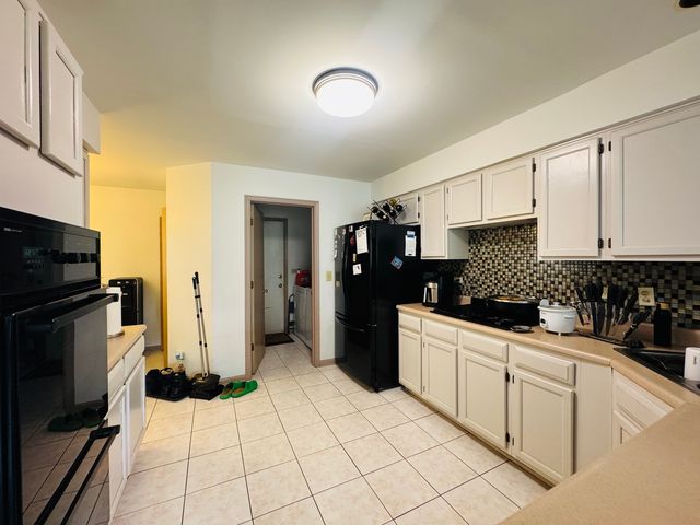 2164 SEAVER Lane 2164, Hoffman Estates, IL 60169