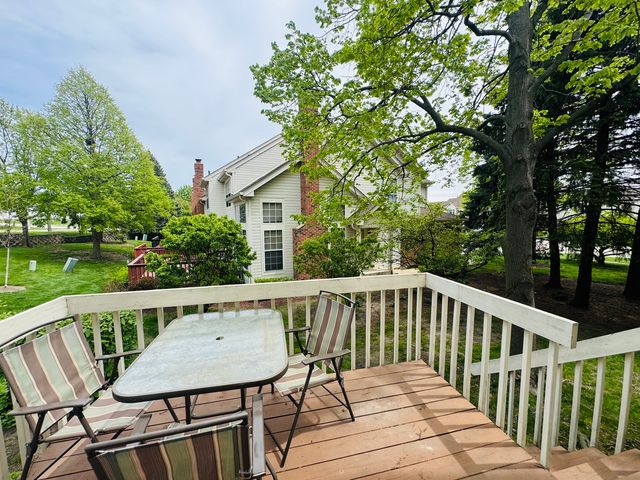 2164 SEAVER Lane 2164, Hoffman Estates, IL 60169