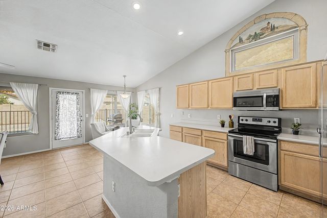 1352 W SPARROW Drive, Chandler, AZ 85286