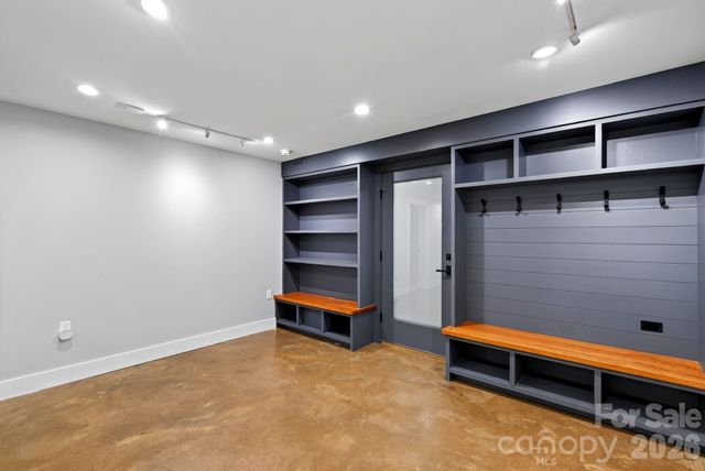 12 Beech Tree Lane, Asheville, NC 28804