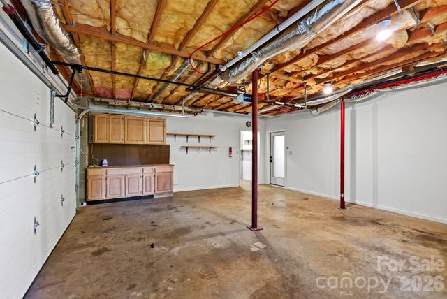 12 Beech Tree Lane, Asheville, NC 28804