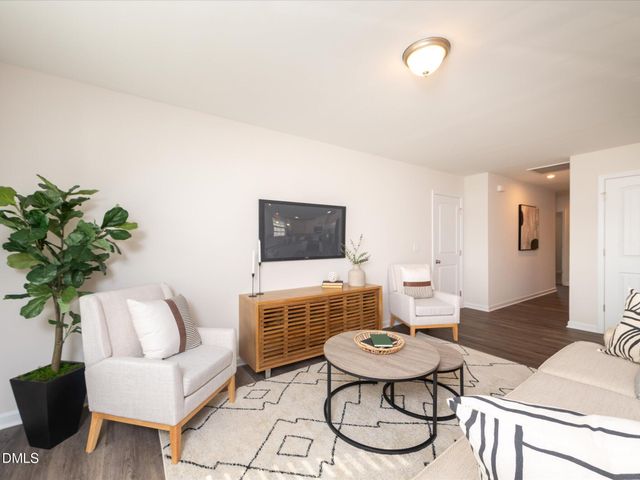 923 Rock Pillar Road, Clayton, NC 27520