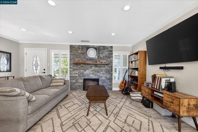 1919 Elinora Dr, Pleasant Hill, CA 94523