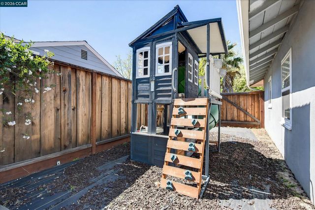 1919 Elinora Dr, Pleasant Hill, CA 94523