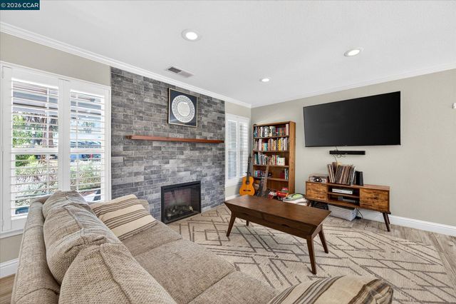 1919 Elinora Dr, Pleasant Hill, CA 94523