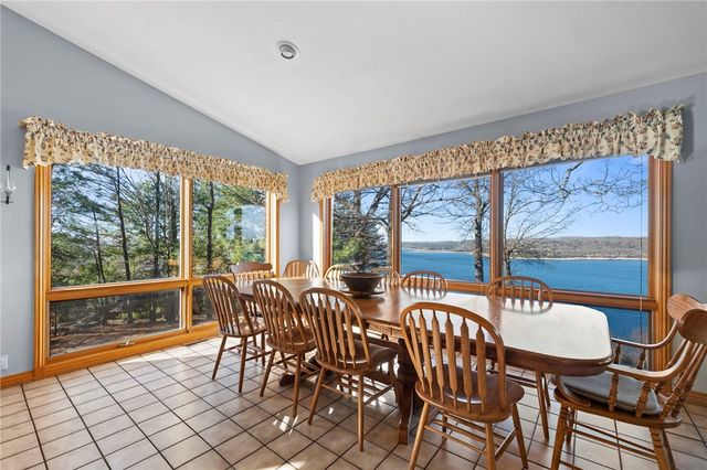 188 Point Mirage Road, Eureka Springs, AR 72631