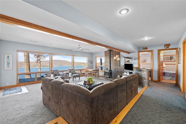 188 Point Mirage Road, Eureka Springs, AR 72631