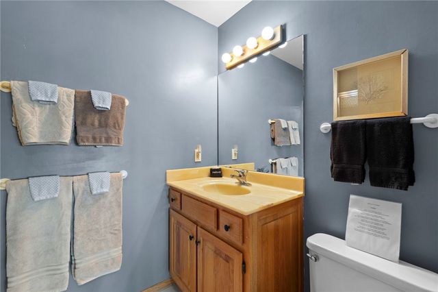 188 Point Mirage Road, Eureka Springs, AR 72631