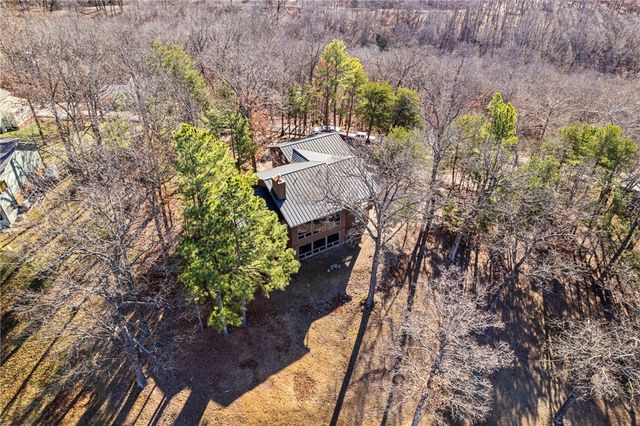 188 Point Mirage Road, Eureka Springs, AR 72631