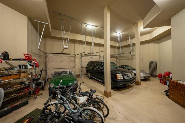 6407 Grand Marina Circle, Gainesville, GA 30506