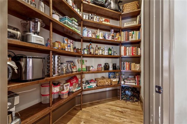 6407 Grand Marina Circle, Gainesville, GA 30506