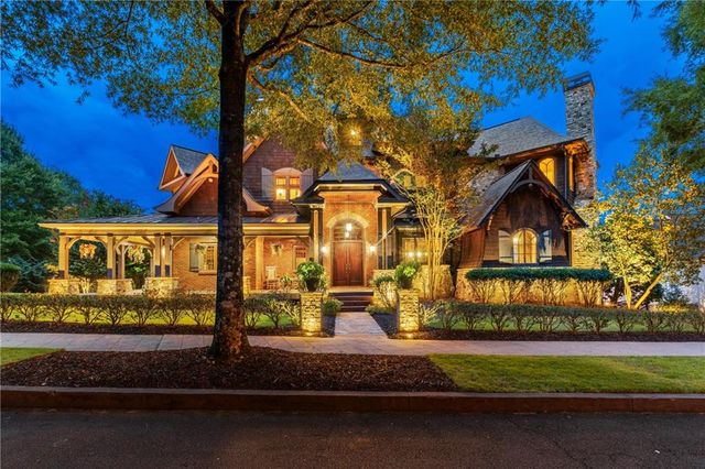 6407 Grand Marina Circle, Gainesville, GA 30506