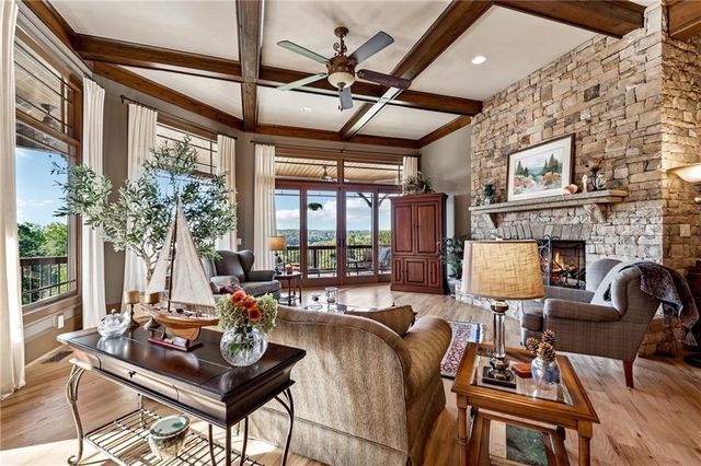 6407 Grand Marina Circle, Gainesville, GA 30506