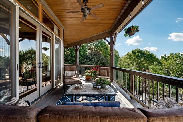 6407 Grand Marina Circle, Gainesville, GA 30506