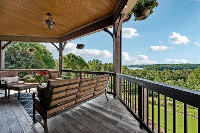 6407 Grand Marina Circle, Gainesville, GA 30506