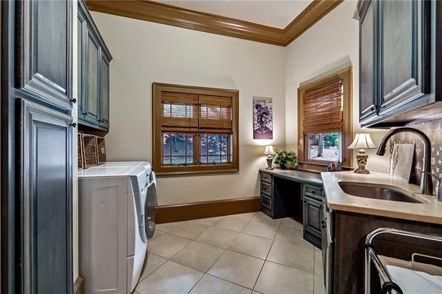 6407 Grand Marina Circle, Gainesville, GA 30506