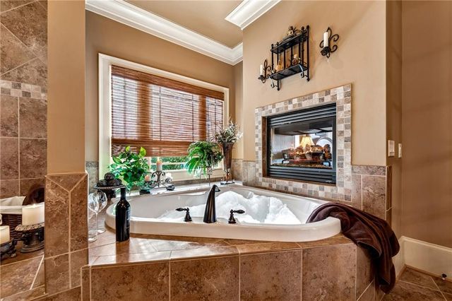 6407 Grand Marina Circle, Gainesville, GA 30506