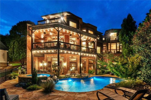 6407 Grand Marina Circle, Gainesville, GA 30506