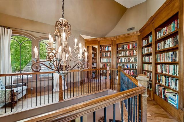 6407 Grand Marina Circle, Gainesville, GA 30506