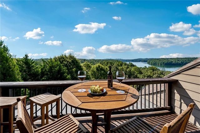 6407 Grand Marina Circle, Gainesville, GA 30506