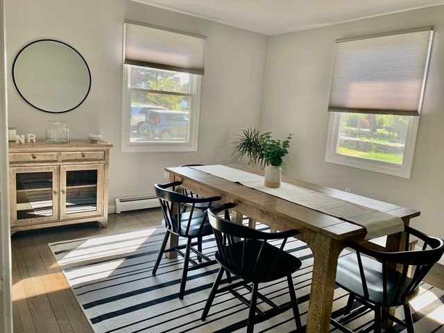 706 Russells Mills Rd, Dartmouth, MA 02748