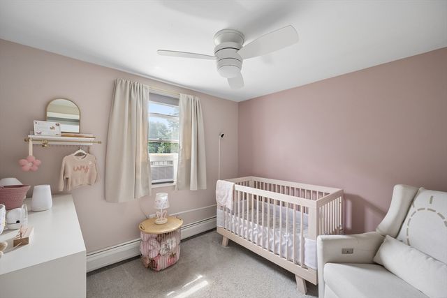 706 Russells Mills Rd, Dartmouth, MA 02748