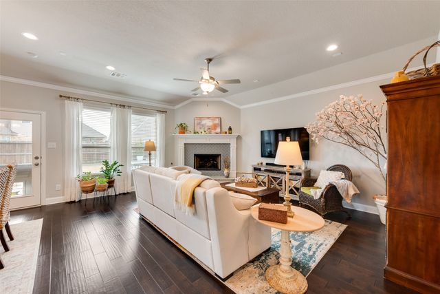 2805 Stoneleigh Drive, Mansfield, TX 76084