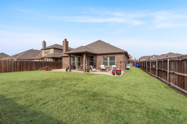 2805 Stoneleigh Drive, Mansfield, TX 76084