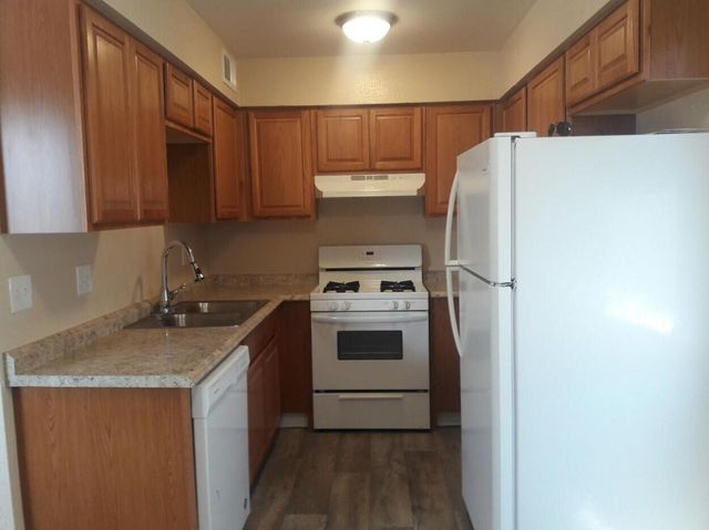 130 Altez Street NE, Albuquerque, NM 87123