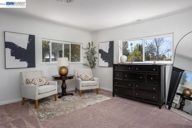 3354 D St, Hayward, CA 94541