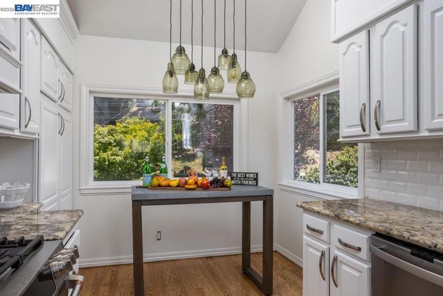 3354 D St, Hayward, CA 94541