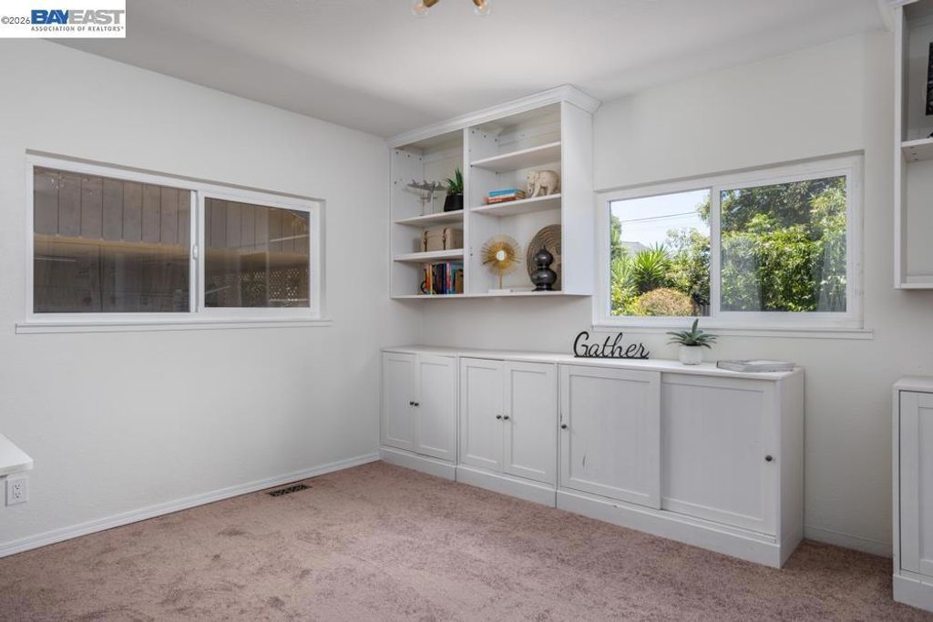 Image 11 of property listing at 3354 D St, Hayward, CA 94541