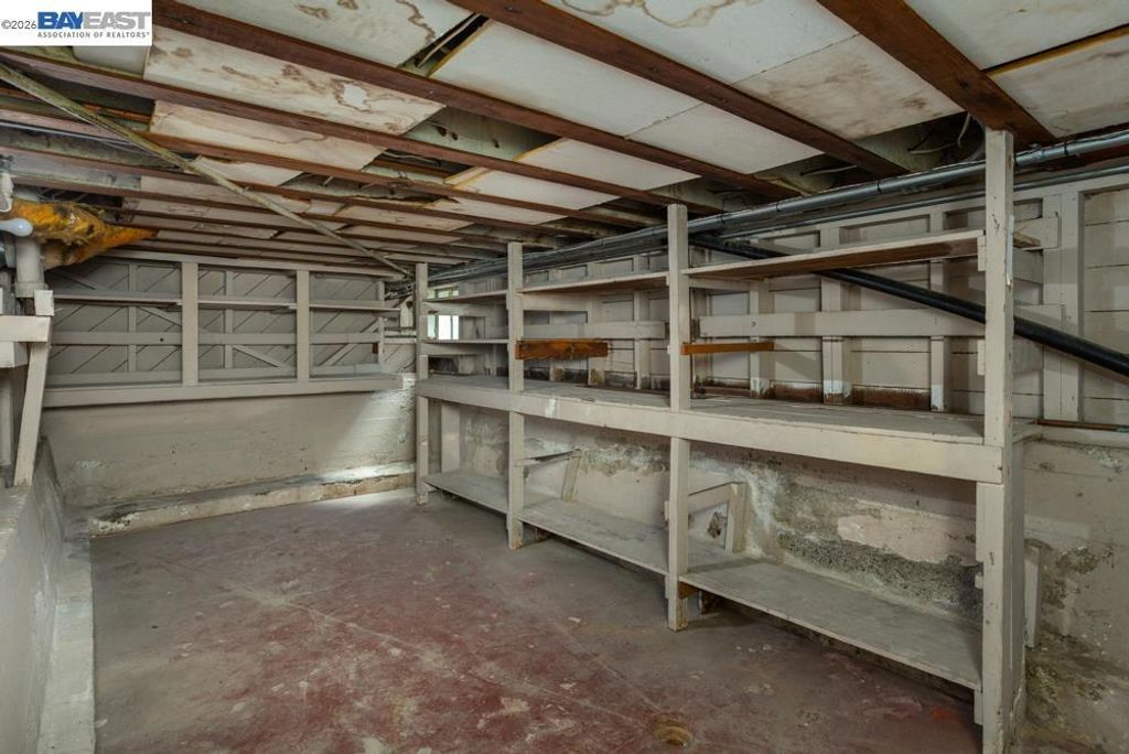 Image 27 of property listing at 3354 D St, Hayward, CA 94541