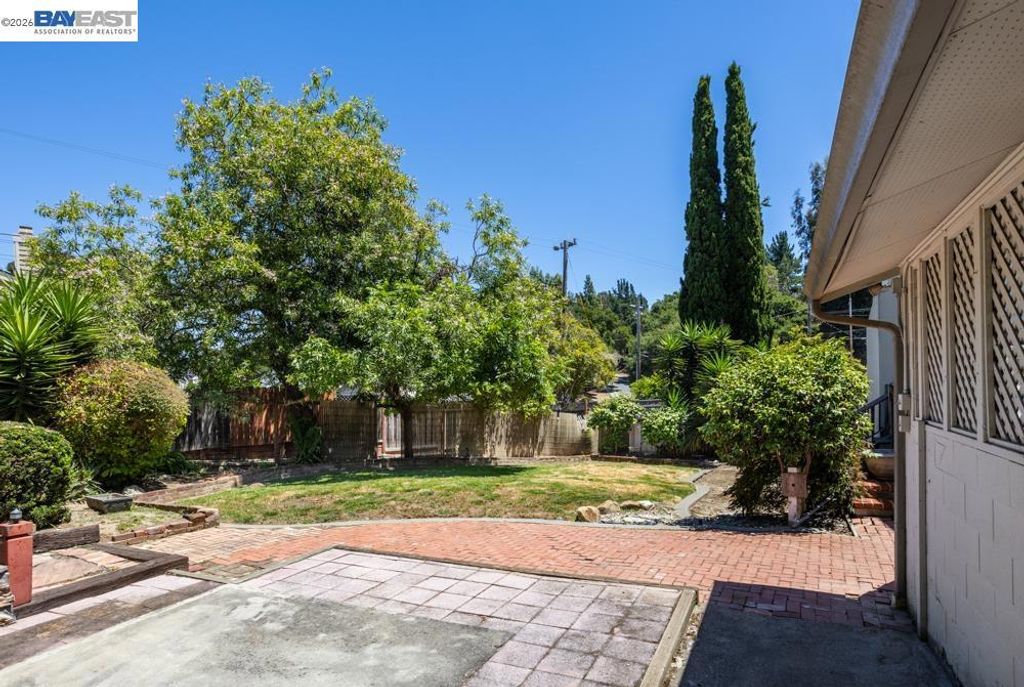 Image 37 of property listing at 3354 D St, Hayward, CA 94541