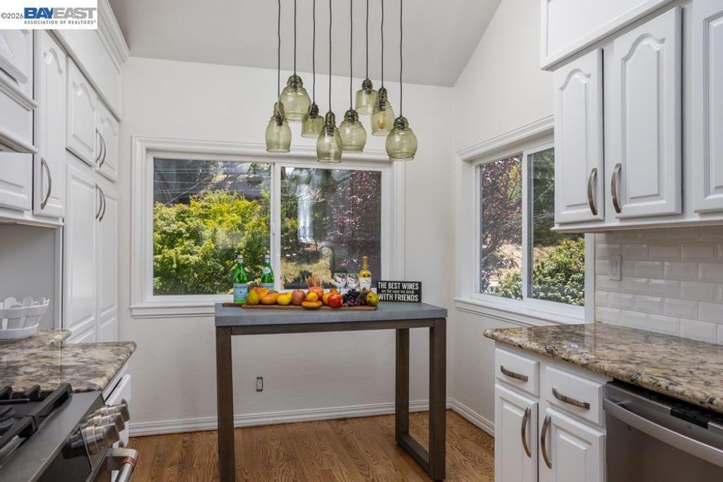 Image 6 of property listing at 3354 D St, Hayward, CA 94541