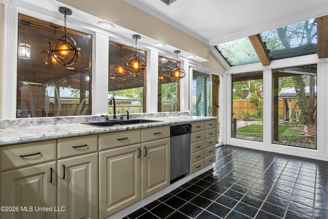 1090 Cherokee Street, Biloxi, MS 39530