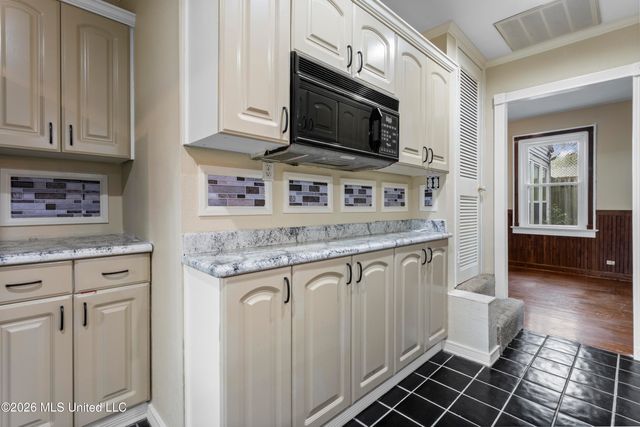 1090 Cherokee Street, Biloxi, MS 39530