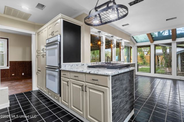 1090 Cherokee Street, Biloxi, MS 39530