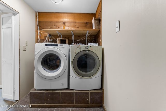 1090 Cherokee Street, Biloxi, MS 39530