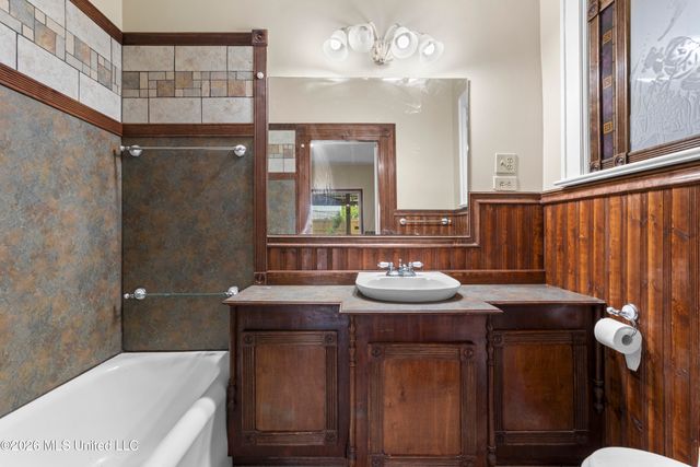 1090 Cherokee Street, Biloxi, MS 39530