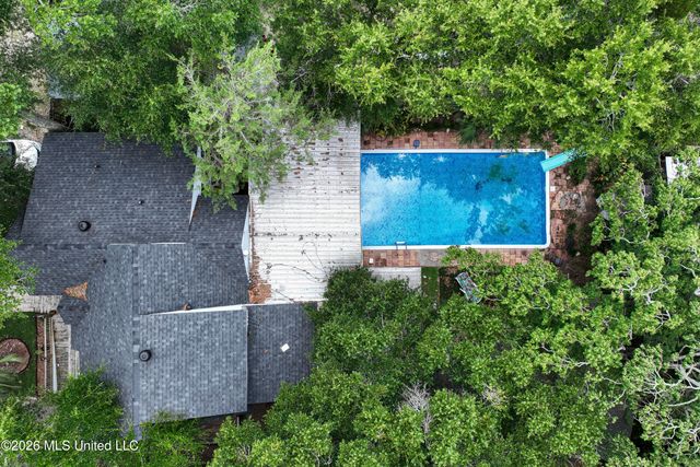 1090 Cherokee Street, Biloxi, MS 39530