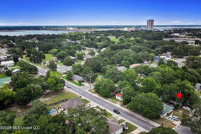 1090 Cherokee Street, Biloxi, MS 39530