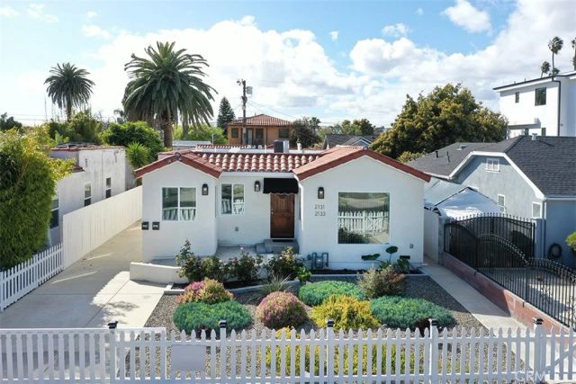 2131 S Cloverdale Avenue, Los Angeles, CA 90016