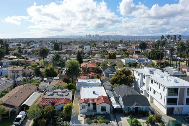 2131 S Cloverdale Avenue, Los Angeles, CA 90016